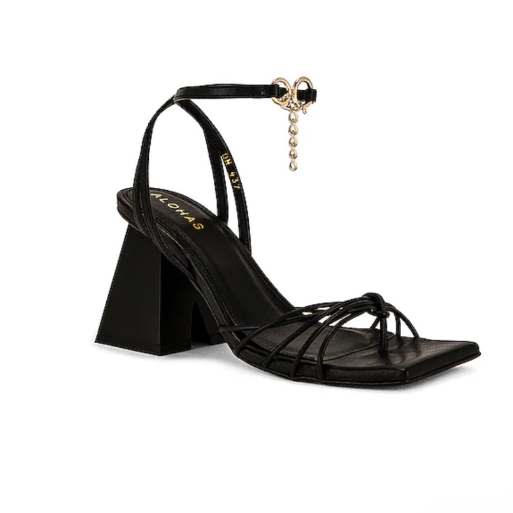 Cactus Sandal in Total Black *never worn**